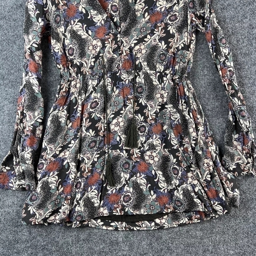 Free People Top Blouse Womens Extra Small Tasseled Pockets Floral Lightweight - Picture 4 of 5